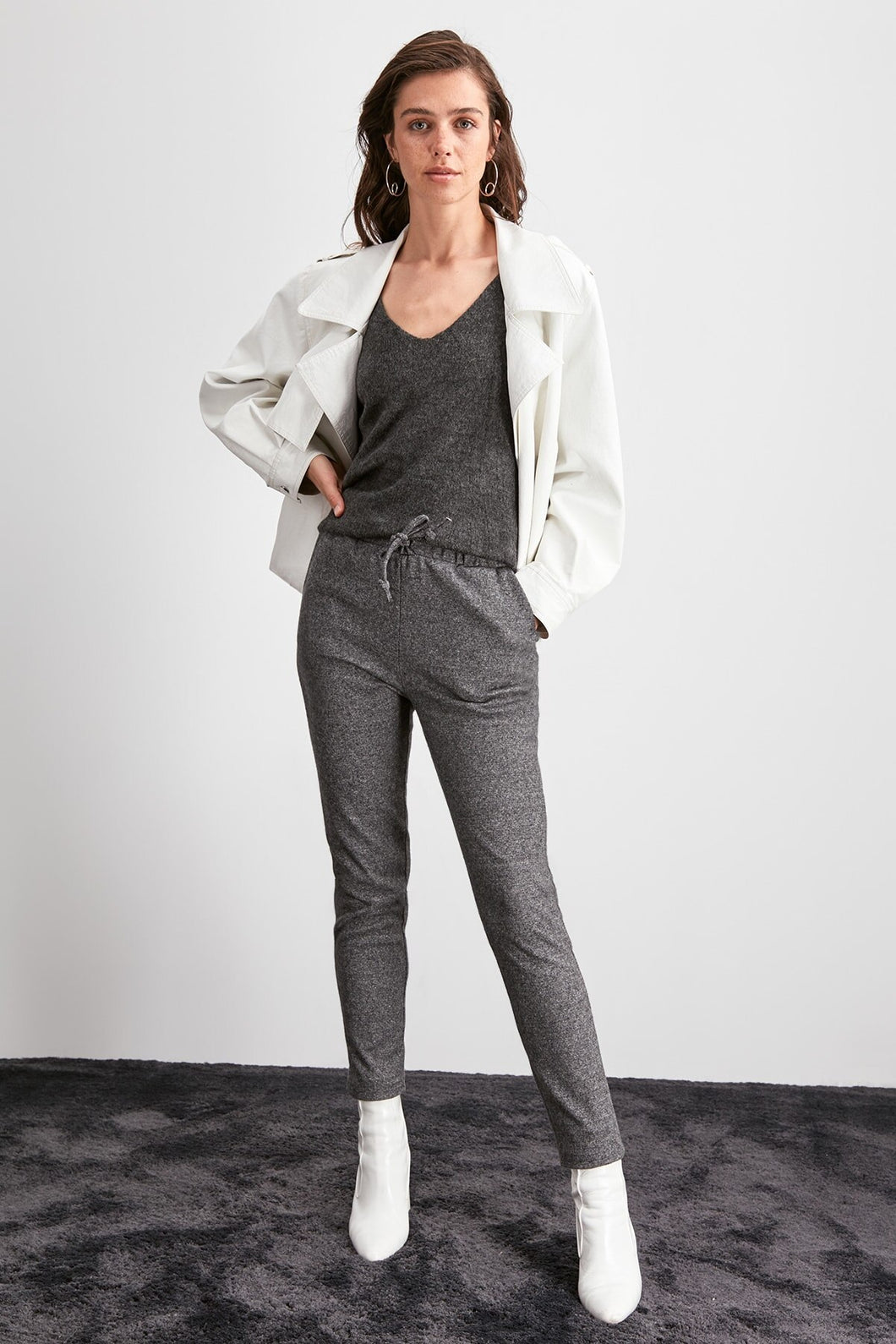 Trendyol Rubber Detailed Pants TWOAW20PL0587